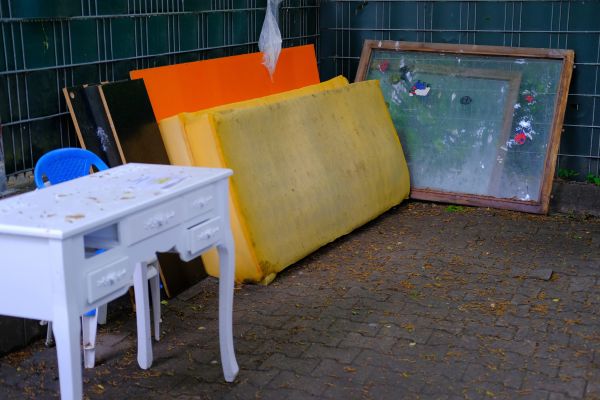 Old Furniture Disposal in Sterling